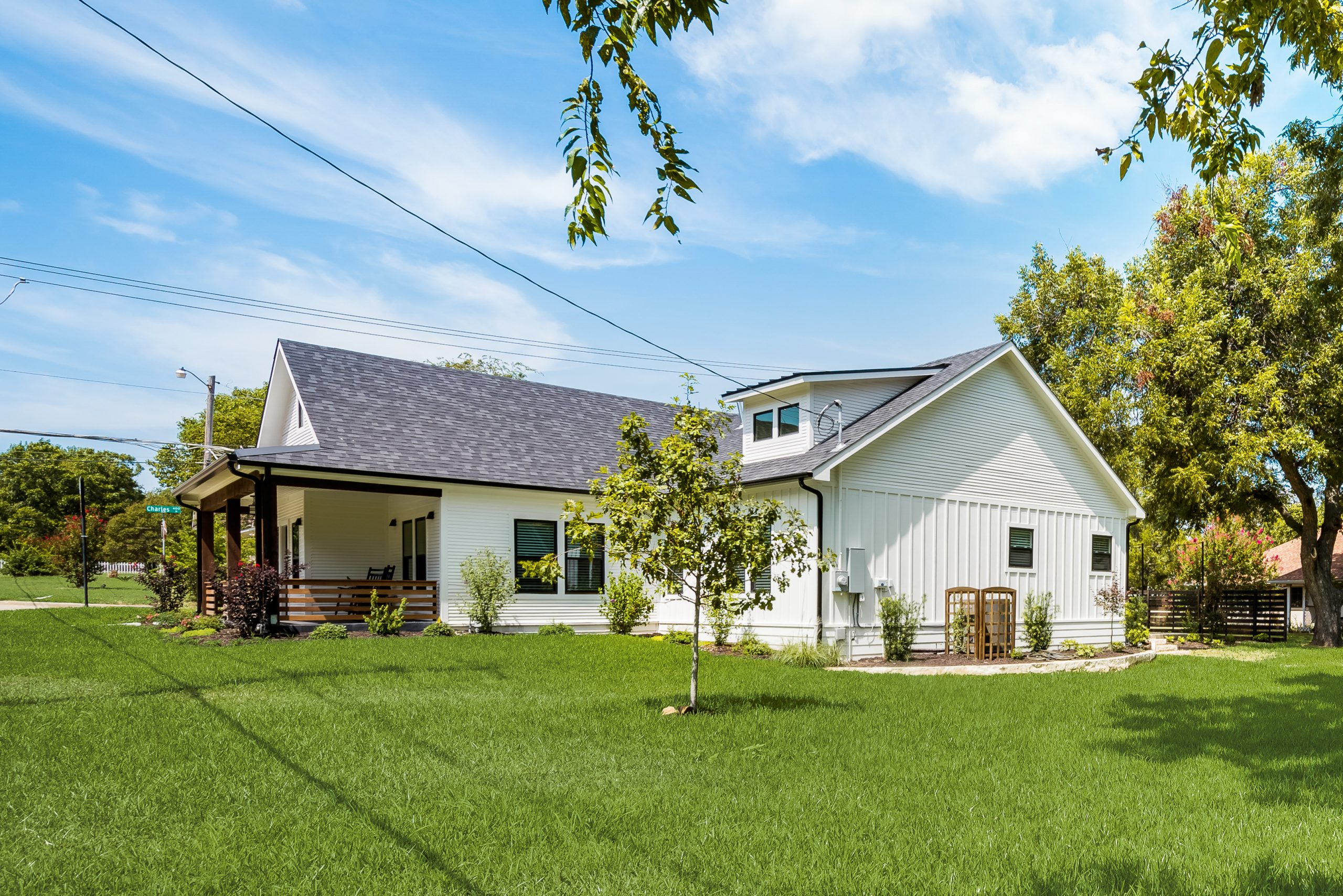 6006653__westcollegestreet-06